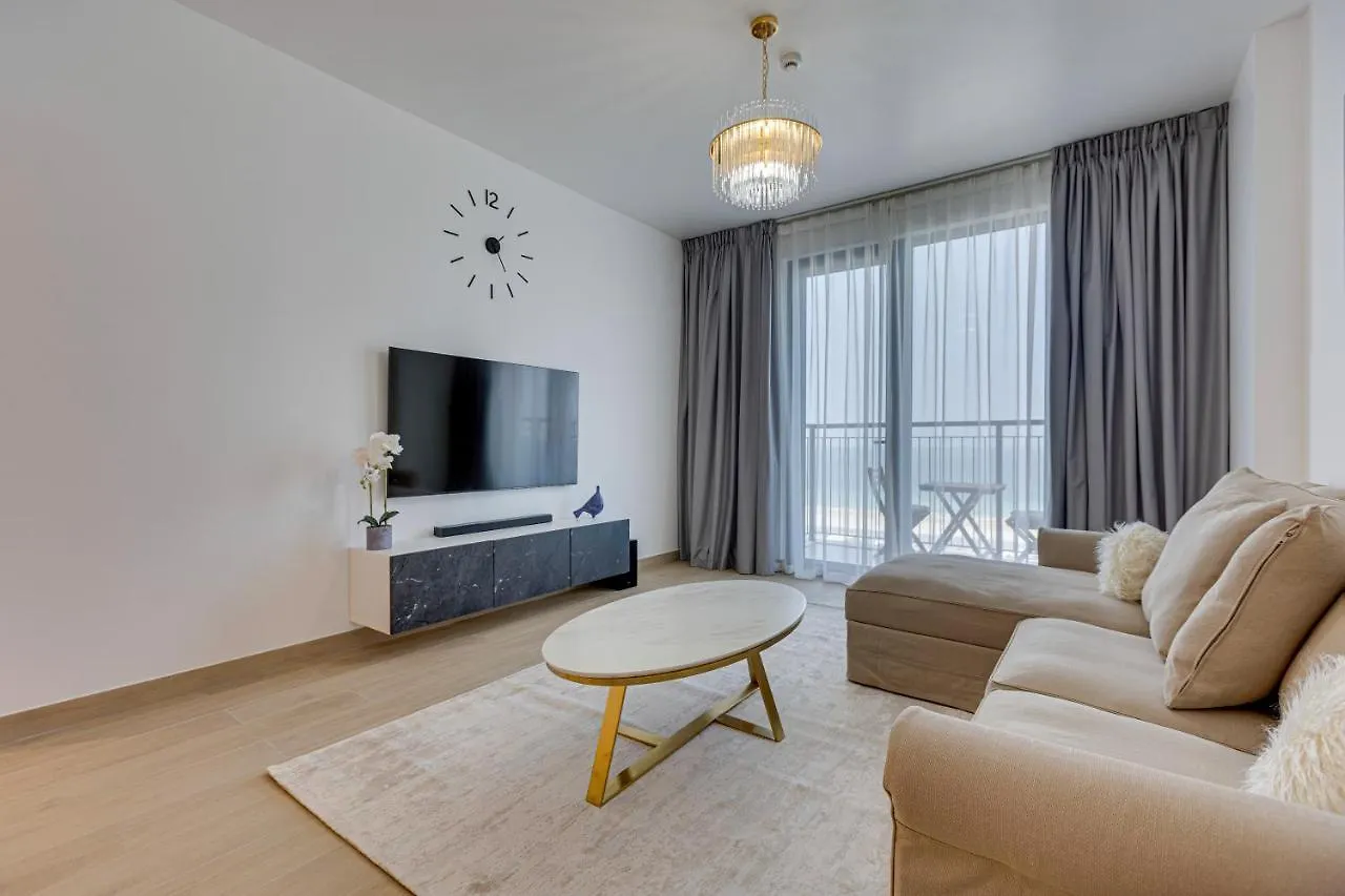 Lovely Sea View Apt La Cote 1 La Mer 1Min To Beach Dubai Apartment